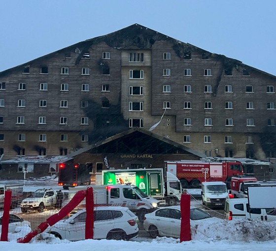İddia: Bolu'daki otel yangını, mutfakta kızgın yağın tutuşmasıyla başladı