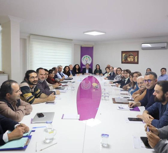 DEM Parti MYK'si toplandı: Gündem Öcalan'ın mesajları