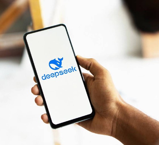 Yapay zekada 'Çin devrimi': DeepSeek, ABD'li rakiplerini geride bıraktı