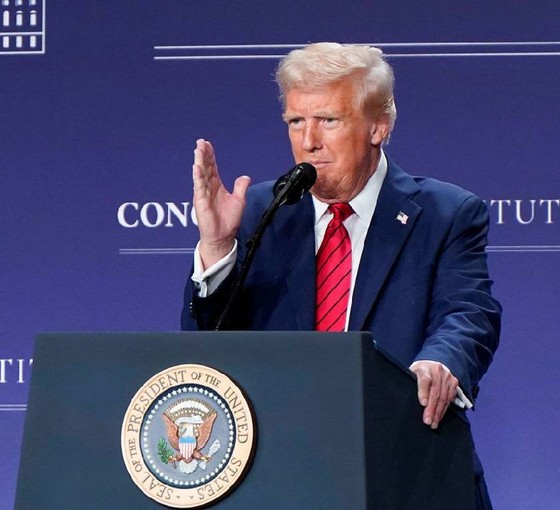 Trump: Üçüncü kez başkan adaylığımın yasak olduğundan yüzde 100 emin değilim