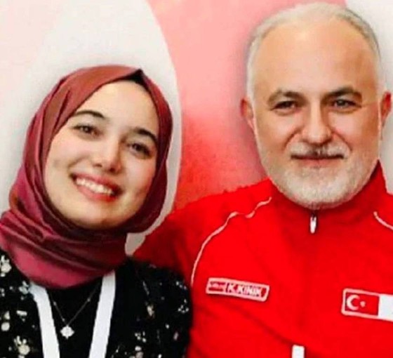 Yurtdışı yasağının kaldırılmasını isteyen Zehra Kınık'a aileden tepki: Bu kadar vicdansız olamazsın
