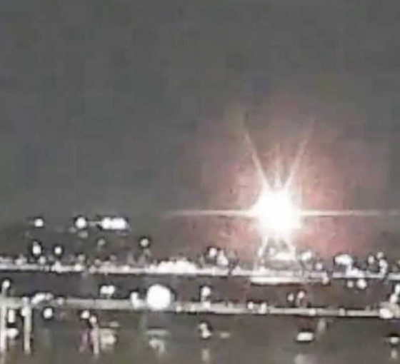 ABD'de uçakla helikopter çarpışıp nehre düştü