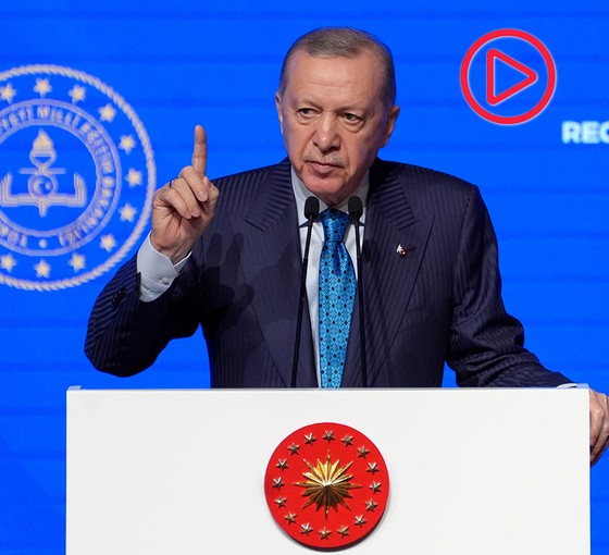 Erdoğan'dan 'dijital mecralar mesajı: Sosyal medyaya yaş sınırı gelebilir