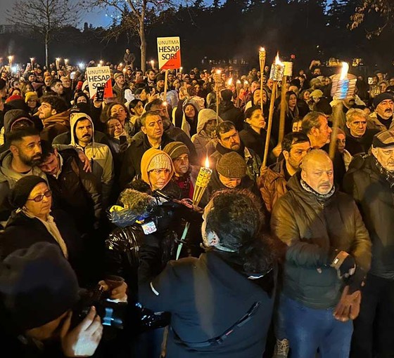 6 Şubat'ın ikinci yılı: Deprem illerinde 04.17'de anma
