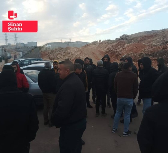 Başpınar'da grevler yayılıyor: Selçuk İplik ve Yalçın Kardeşler Dokuma işçileri iş bıraktı