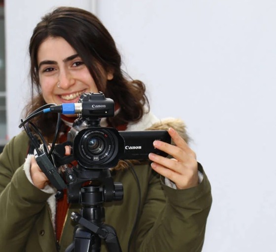 Tutuklanan gazeteci Öznur Değer: Gün, hakikatin sesini yükseltme günü