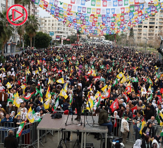 Mersin’de ‘Özgürlük’ mitingi... Bayındır: Öcalan çözüme hazırlanıyor, iktidara soruyoruz siz neye hazırlanıyorsunuz?