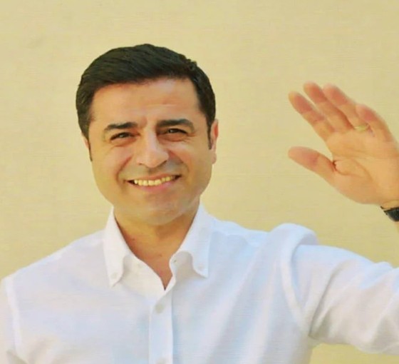 Hikmet Çetin, Demirtaş'la görüşmesini anlattı: 'Hazirana kadar bu iş biter' dedi