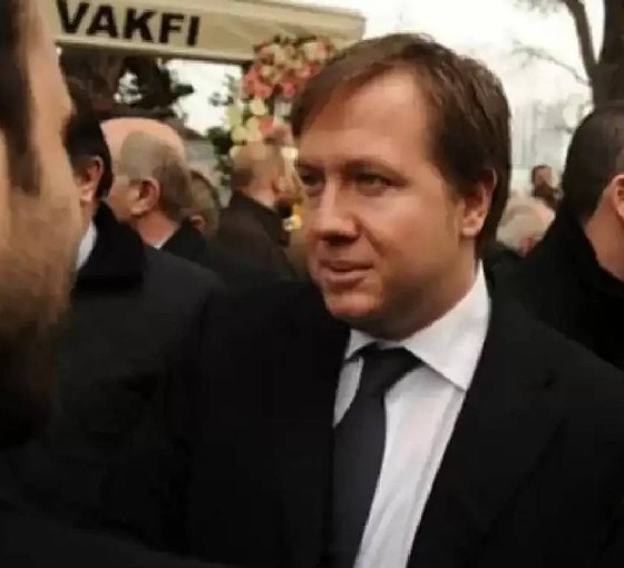 Demirören Holding Yönetim Kurulu Üyesi Tayfun Demirören tutuklandı