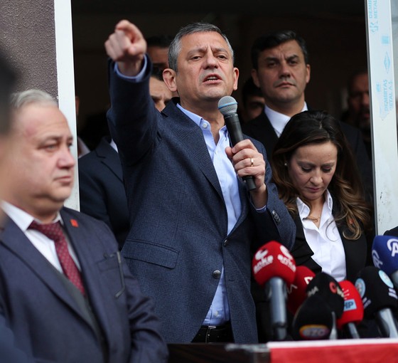 Özgür Özel'den kayyım tepkisi: Bu hazımsızlık doğru değil