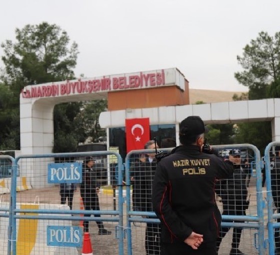 Mardin'de işçi kıyımı: Kayyım 62 işçiyi daha işten çıkardı