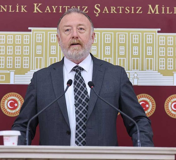 Sezai Temelli'den 'Anadili Günü' açıklaması: Meclis'te Kürtçe selamlama bile yasaklanıyor