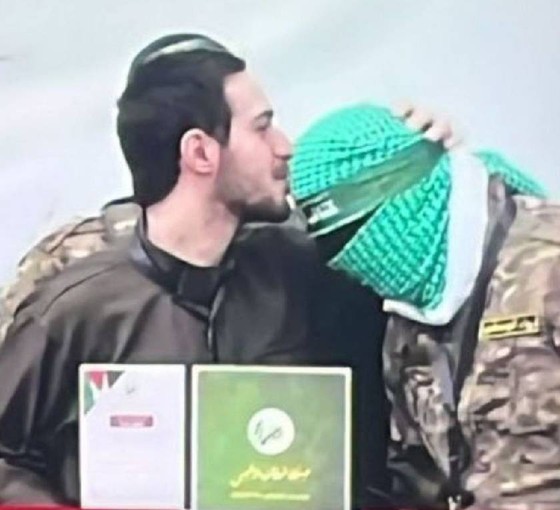 Hamas, Gazze yönetimini bırakmaya hazır olduğunu doğruladı