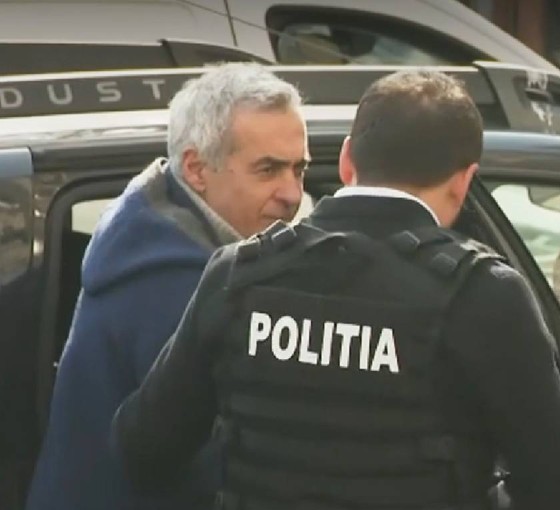 Romanya'da 'uğruna' cumhurbaşkanlığı seçimi iptal edilen NATO karşıtı aday gözaltına alındı