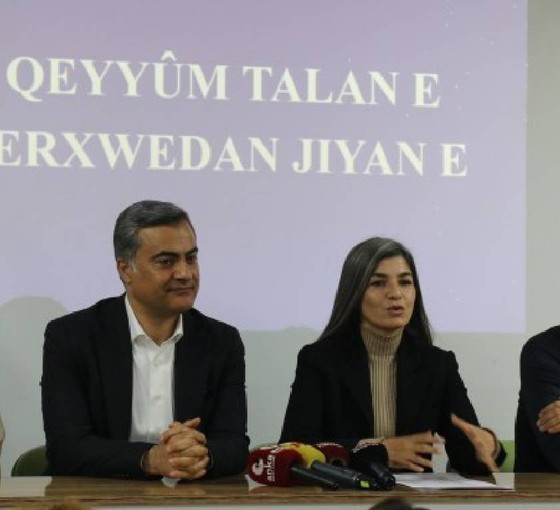 Van Belediyesi Eşbaşkanlarından ‘göreve devam’ kararı