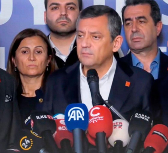 Özel'den Erdoğan'a turp yanıtı: Külliyen yalan