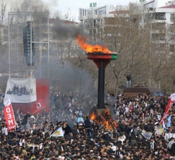 Özgür Özel Diyarbakır Newrozu’na mesaj yolladı
