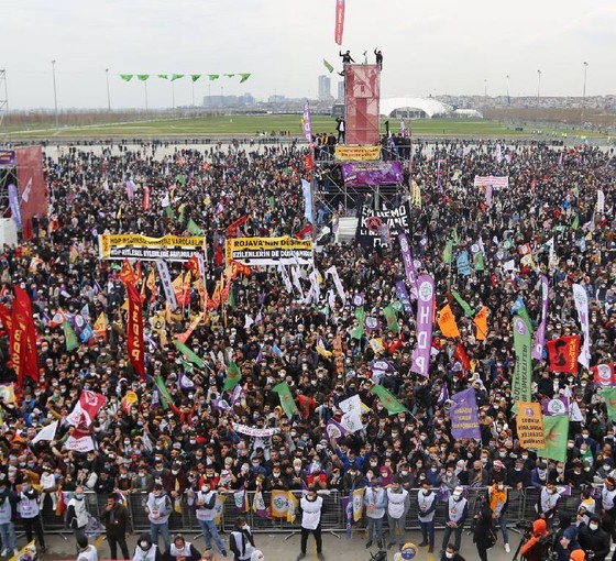 HDK, Özgür Özel’i İstanbul Newrozu’na davet etti