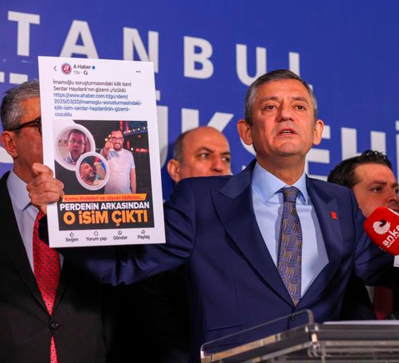 Özgür Özel merkez medyaya meydan okudu: Ya tarafsız olacaksınız, ya bundan sonra karşı tarafınızdayız