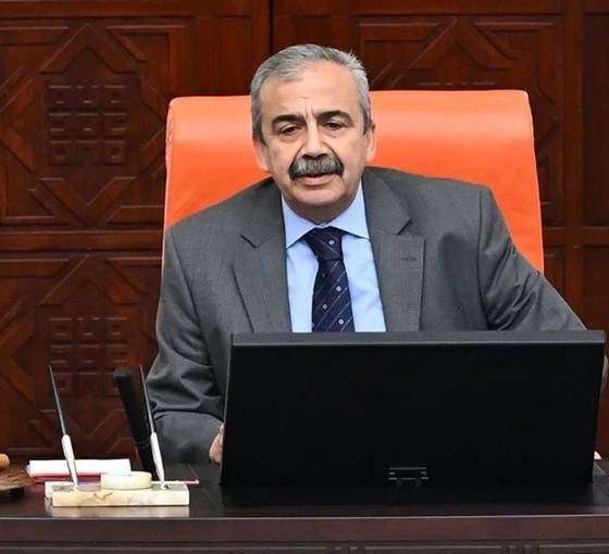 Sırrı Abe; torak, tereyağı ve tandır ekmeği misali…