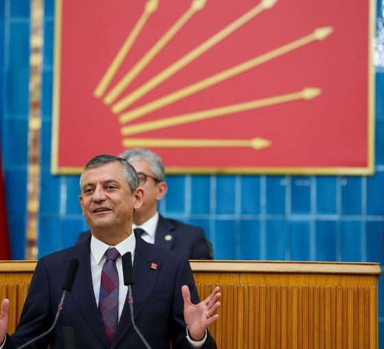 CHP Lideri Özel: Sandığı kaçıranlara karşı biriz