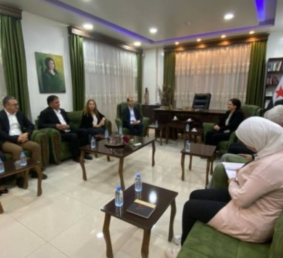 DEM Parti heyeti Özerk Yönetim'den İlham Ehmed ile görüştü