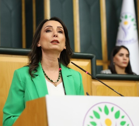 Tülay Hatimoğulları: Sevgili Sırrı Başkan aramıza geri gel