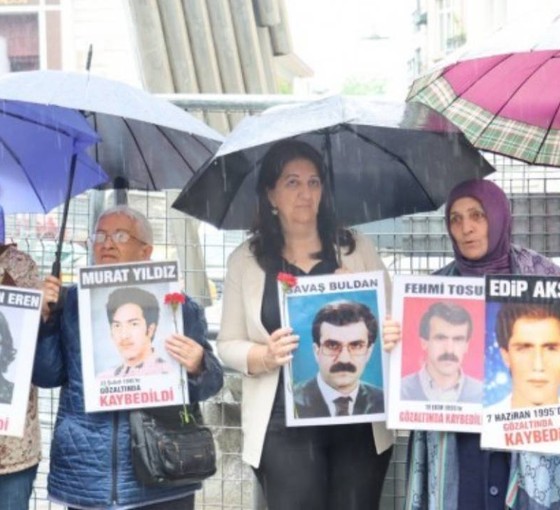 Buldan ve Bakırhan Cumartesi Anneleri eyleminde: Barış olacaksa yüzleşme olmalı