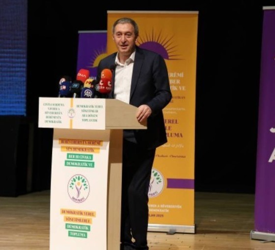 Tuncer Bakırhan: 'Danışmana danışman diyoruz. Demirtaş’a Yüksekdağ’a da siyasi tutsak diyoruz'