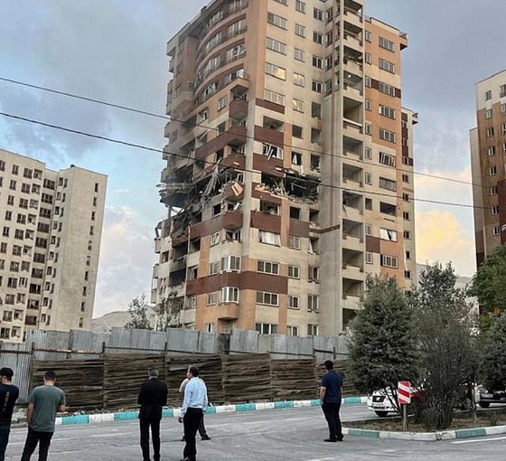 İran: İsrail’in saldırılarından 21 il etkilendi