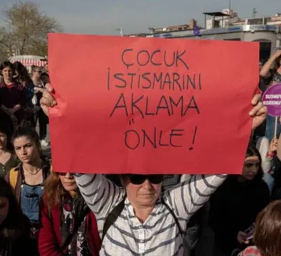 Cinsel istismar faili baba beraat etti!