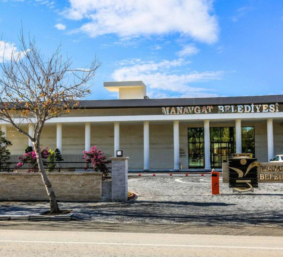 Manavgat Belediyesi'ne de 'yolsuzluk' operasyonu: Belediye Başkanı gözaltında