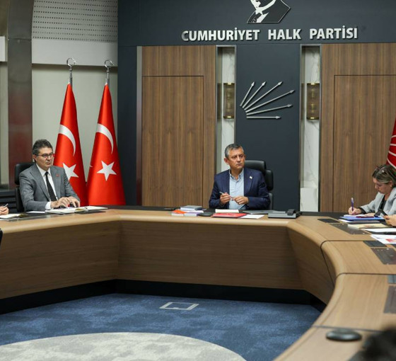CHP MYK olağanüstü toplandı