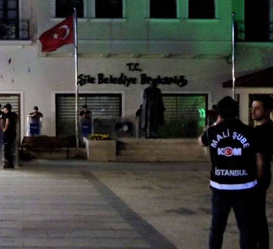 Şile Belediye Başkanı Kabadayı gözaltına alındı