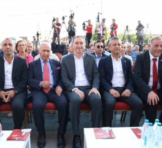 Özel ve Bakırhan'dan Hacı Bektaşi Veli'de süreç mesajı