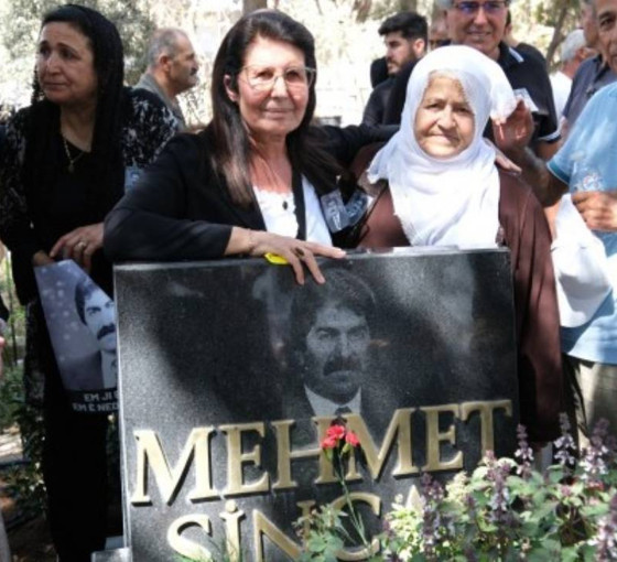 Katledilen siyasetçi Mehmet Sincar mezarı başında anıldı