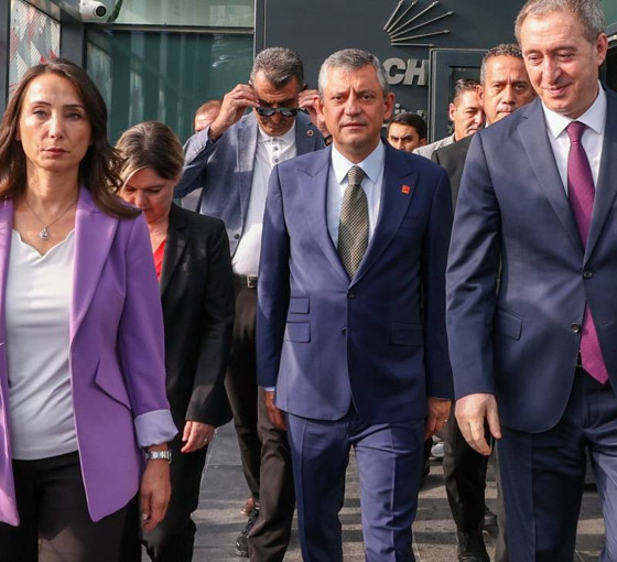 DEM Parti ile CHP görüşmesi... Bakırhan: Bu sadece bir dayanışma ziyareti değil, hukuksuzluğa karşı ortak bir tutum