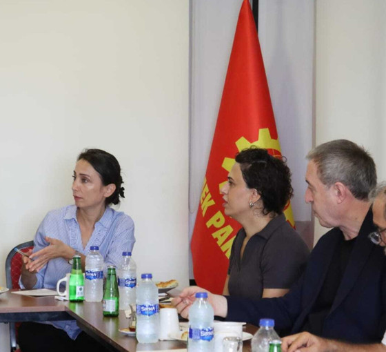 Aralarında DEM Parti ve TİP de var: Birçok siyasi parti temsilcisi İstanbul’da bir araya geldi