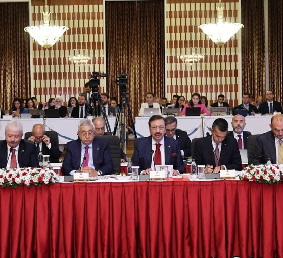 Komisyonda bu kez iş insanları konuştu: Demokrasi ekonomiyi de güçlendirir