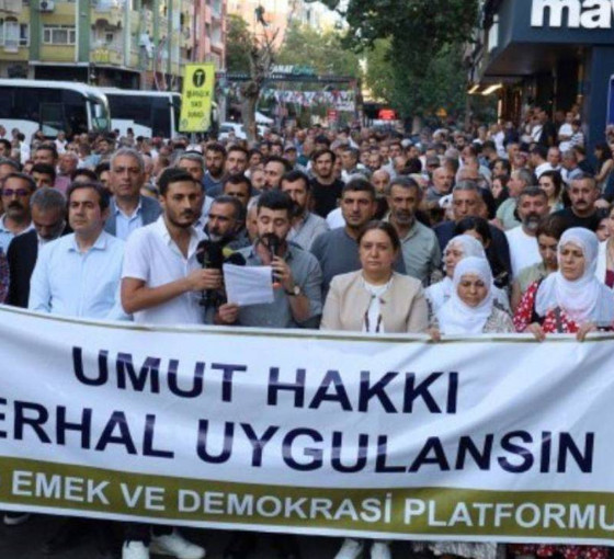 AK, Öcalan kararını yarın açıklayacak: Türkiye, Bahçeli'nin 'umut hakkı' çağrısını yerine getirecek mi?