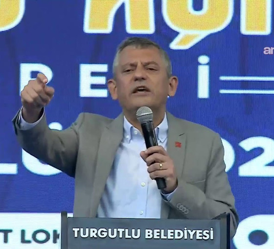 Özgür Özel: Erdoğan, Trump ile canlı yayın için 300 uçak sözü vermiş