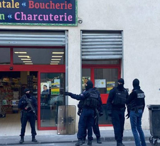 Fransa'da Kürt derneğine polis baskını: 4 gözaltı