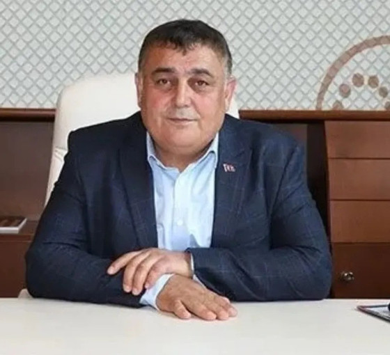 Aksu Belediye Başkanı İsa Yıldırım CHP'den istifa etti