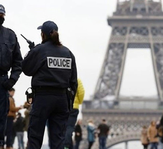 Fransa'da Louvre'dan sonra bir müze daha soyuldu
