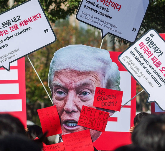 Trump, Güney Kore'de protestolarla karşılandı: Ülkene dön