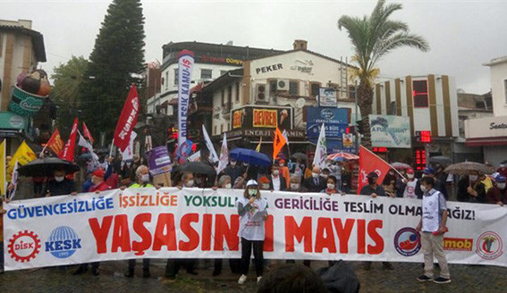 Canlı Blog: Koronavirüs önlemlerinden muaf tutulan emekçiler haklarını 1 Mayıs'ta aradı - Resim : 7