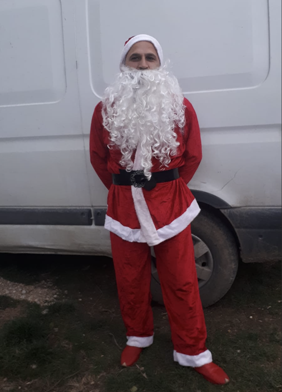 Türkiye'de Noel Baba olmak: Sanki geyiklerle geziyorum - Resim : 3