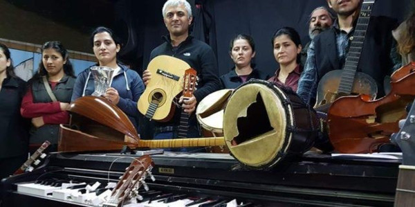 Tutuklu Grup Yorum üyelerine müzik notası yasağı Meclis'te - Resim : 1