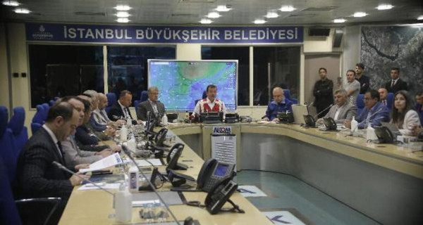 İmamoğlu AKOM'da: Yağmur, İstanbul’un doğusuna kaymış durumda - Resim : 1