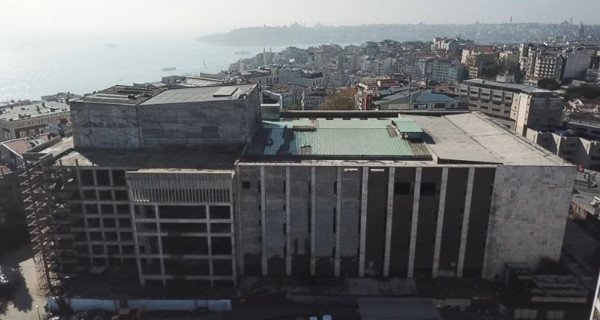 Kaderine terk edilen AKM yıkılacak - Resim : 2